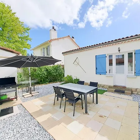 Holiday home Les Sardines *