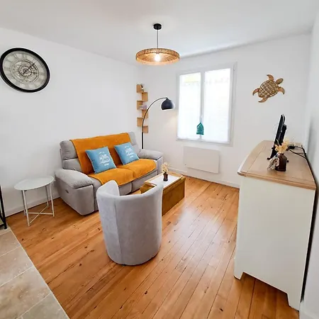 Holiday home Les Sardines